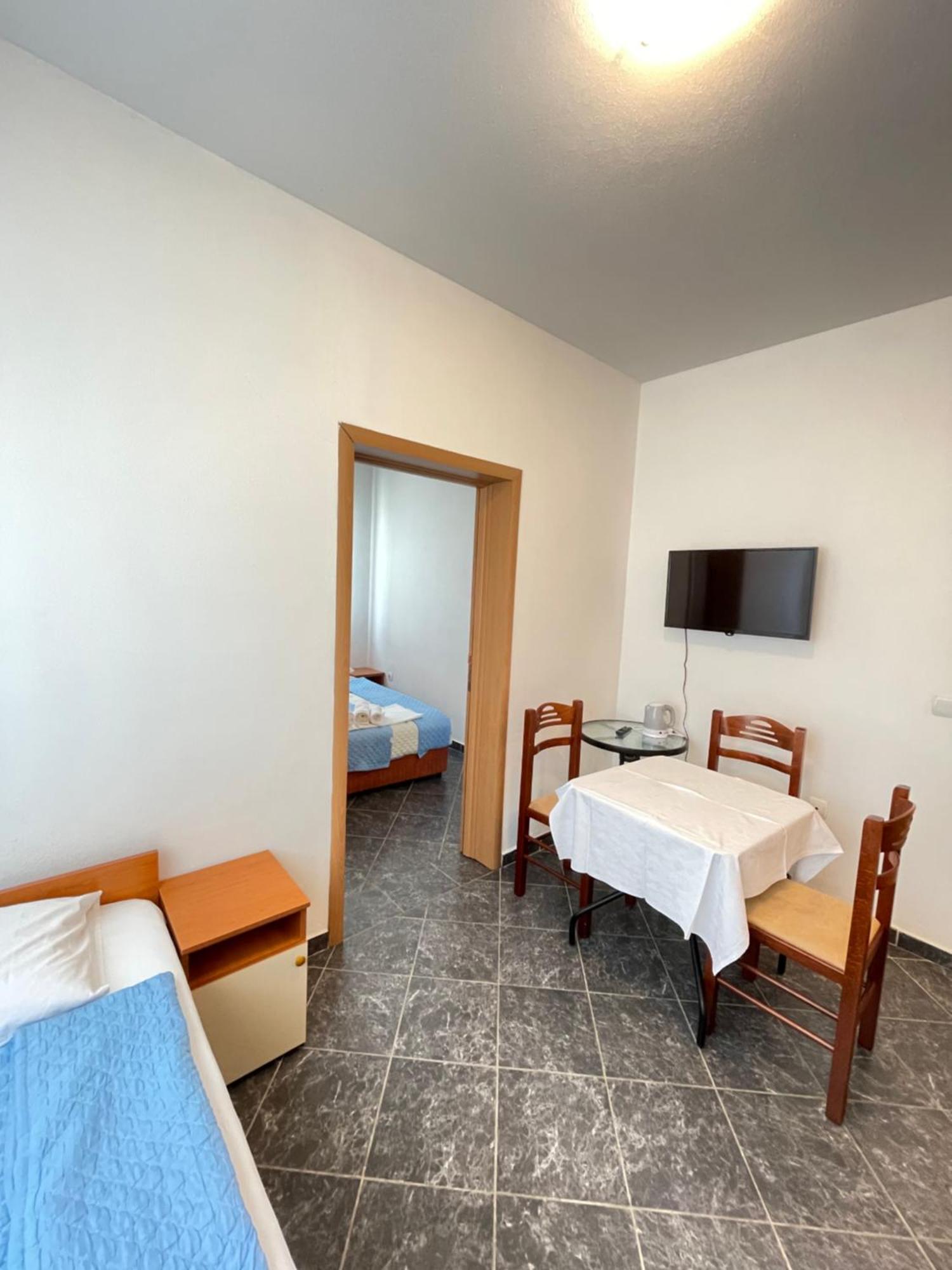 Apartments Radosevic Ulcinj Szoba fotó